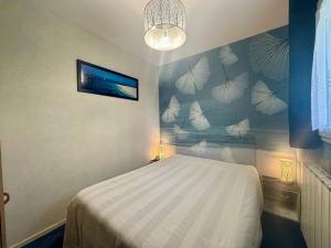 Posteľ alebo postele v izbe v ubytovaní T3 à Carnac: 2 Chambres, Balcon Sud, Proche Plage et Commerces - FR-1-377-78