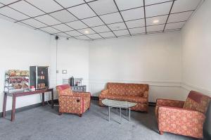 Posezení v ubytování Motel 6 Sherman, TX