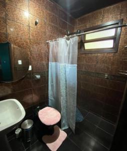 Koupelna v ubytování Meraki Hostel e Turismo