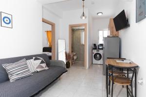 Fotografie z fotogalerie ubytování Marvinas seaside apartments, GAIA apartment & HYDOR jacuzzi apartment v destinaci Kremasti