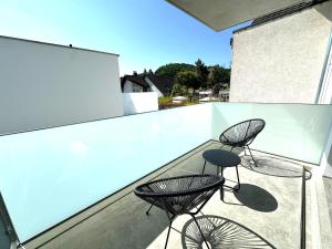 Balkón nebo terasa v ubytování Bonnystay Lörrach l Balcony l Center l Design