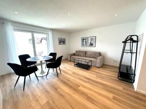 Posezení v ubytování Bonnystay Lörrach l Balcony l Center l Design