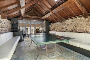 Πινγκ πονγκ στο Dairy Cottage - North East Escapes ή εκεί κοντά