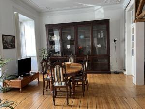 Televisyen dan/atau pusat hiburan di Lisbon Life Bairro Alto