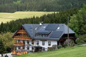 Φωτογραφία από το άλμπουμ του Gasthaus Heiligenbrunnen σε Titisee-Neustadt