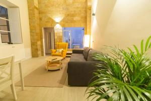 Posezení v ubytování SH Casa Candelaria Apartamento en el centro