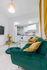 Kuchyňa alebo kuchynka v ubytovaní SH Rujacor Mare Apartamento chic en la Viña