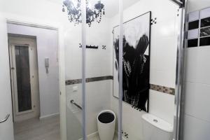 Kúpeľňa v ubytovaní SH Rujacor Mare Apartamento chic en la Viña