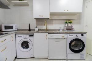 Kuchyňa alebo kuchynka v ubytovaní SH Rujacor Mare Apartamento chic en la Viña