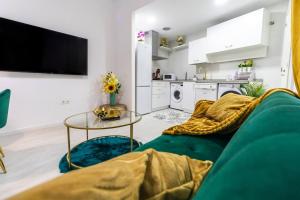 Kuchyňa alebo kuchynka v ubytovaní SH Rujacor Mare Apartamento chic en la Viña