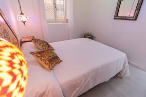 Posteľ alebo postele v izbe v ubytovaní SH Rujacor Mare Apartamento chic en la Viña