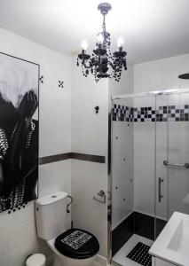 Kúpeľňa v ubytovaní SH Rujacor Mare Apartamento chic en la Viña