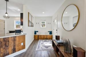 Imagen de la galería de 3bd2 Modern Home 5m Dt Elkhart 30m To Nd Bbq, en Elkhart