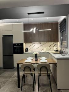 Nhà bếp/bếp nhỏ tại Castalia Naiades Suites