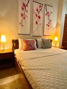 Postel nebo postele na pokoji v ubytování Luxury Hotel Dubrava Budva
