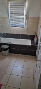 Fotografie z fotogalerie ubytování Colocation avec une Chambre v destinaci Lannion