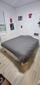 Postel nebo postele na pokoji v ubytování Colocation avec une Chambre