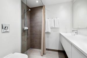 Best Western Plus Hotel Odense的一间浴室