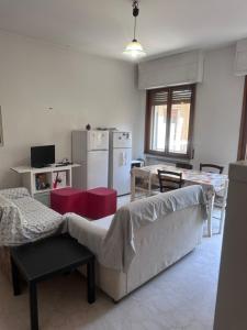 Η κουζίνα ή μικρή κουζίνα στο Villa Glori 12 Palace