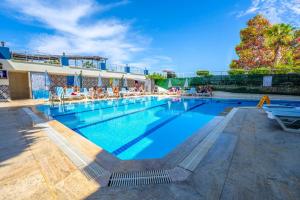 The swimming pool at or close to Galaxy Beach Hotel Alanya