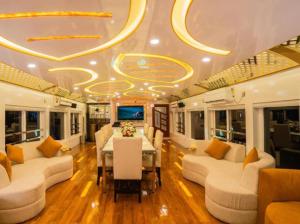 Ruang duduk di Royal Boathouse