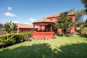 Vonkajšia záhrada v ubytovaní Luxury Country & Rural Villa Santa Brigida Las Palmas