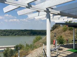 Gallery image of Duna Escape in Basarabi