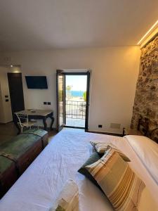 Postel nebo postele na pokoji v ubytování Torre del Pardo Guest House