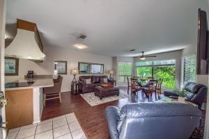 Khu vực ghế ngồi tại CRC 307 Tube-alicious