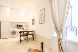 Kuchnia lub aneks kuchenny w obiekcie Valverde Apartment