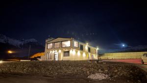 Imagem da galeria de Starlit Hotel Skardu em Dargai
