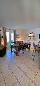 ภาพในคลังภาพของ Gîte Palma, vue exceptionnelle vallée Provençale ในLe Barroux