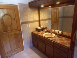 ムレヘにあるCasa Manglaresのギャラリーの写真