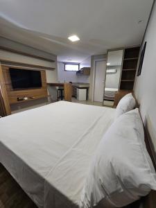 Postel nebo postele na pokoji v ubytování HG Studio Hotel + 4 fotografie