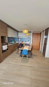 Η κουζίνα ή μικρή κουζίνα στο Departamento Exclusivo TSM, Santo Domingo
