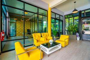 พื้นที่นั่งเล่นของ Anchan Boutique Hotel
