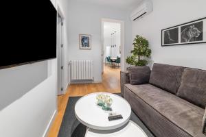 Część wypoczynkowa w obiekcie 2 bedrooms 1 bathroom furnished - Centro - equipped & stylish - Minty Stay