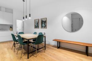 Zdjęcie z galerii obiektu 2 bedrooms 1 bathroom furnished - Centro - equipped & stylish - Minty Stay w Madrycie