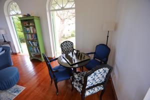 Χώρος καθιστικού στο Cap Pavilion, St Lucia 6 bed luxury villa, private pool, gardens and 360' sea views