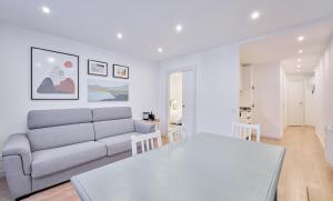 Posedenie v ubytovaní Apartamento luminoso en La Molina