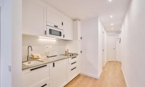 Kuchyňa alebo kuchynka v ubytovaní Apartamento luminoso en La Molina