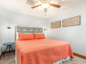 Llit o llits en una habitació de The Vue 235