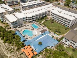 Piscina a The Vue 235 o a prop
