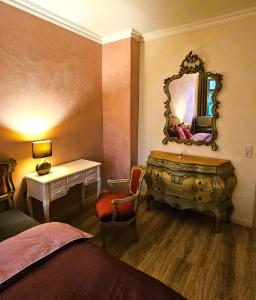 Postel nebo postele na pokoji v ubytování Privatzimmer in 4 Zimmer EG Wohnung in Altchemnitz