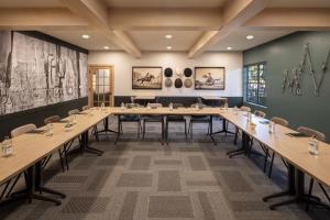 Konferenční prostory v ubytování Mountain Modern Sedona + 37 fotografií