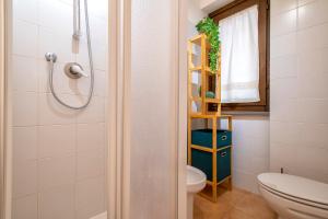 A bathroom at SARDINIA RE - Casa Luisa With Pool