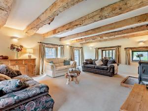 Φωτογραφία από το άλμπουμ του 4 Bed in Abergavenny 53959 σε Rowlstone