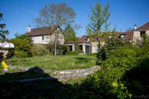 Galeriebild der Unterkunft La ferme Du Vieux Moulin in Saint-Germain-lès-Arpajon