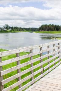 Foto dalla galleria di Greenwich View Cottages (Unit #2 - Duplex) a Saint Peters Altre 20 foto