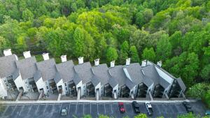 Άποψη από ψηλά του Spacious 3 BR Close to Gatlinburg – 8 Min Drive!